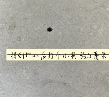 苏家屯瓷砖空鼓维修公司专业解答在瓷砖铺贴过程中，如果砂料搅拌不均匀，将会带来以下问题